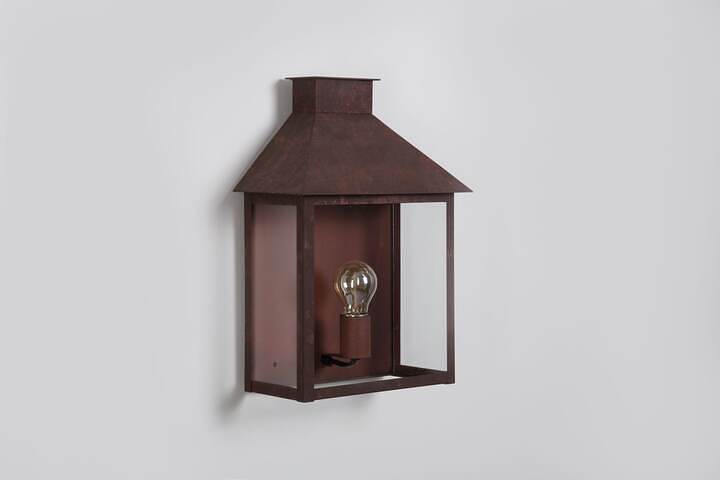 Flache historische Außenwandleuchte für schmale Bereiche – Antana Nr. 2155 L | LumArt